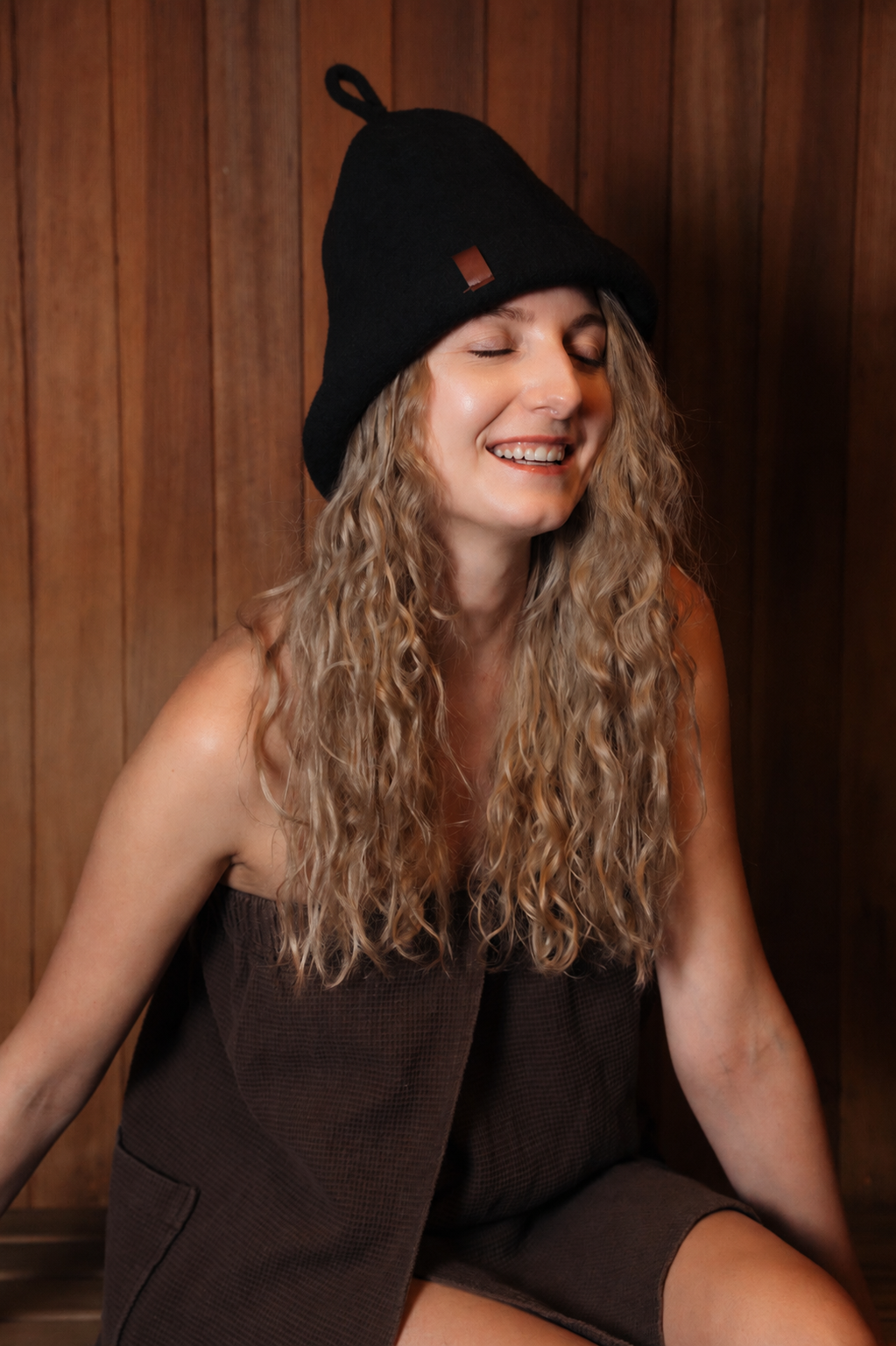 Stretchy Merino Wool Sauna Hat - Midnight Black