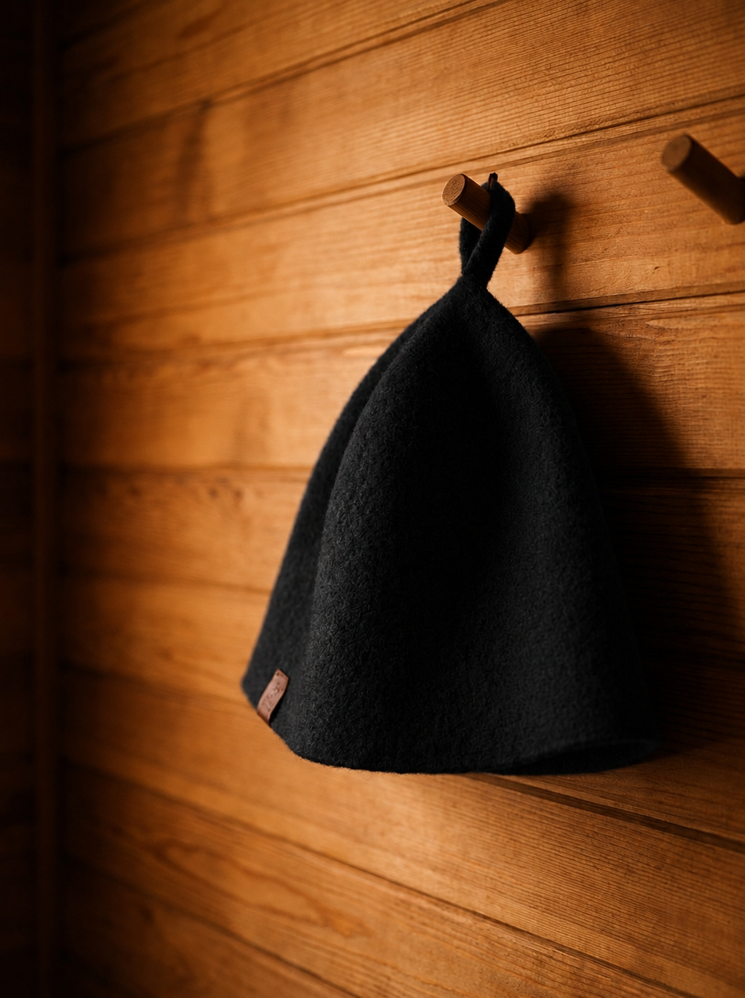 Stretchy Merino Wool Sauna Hat - Midnight Black