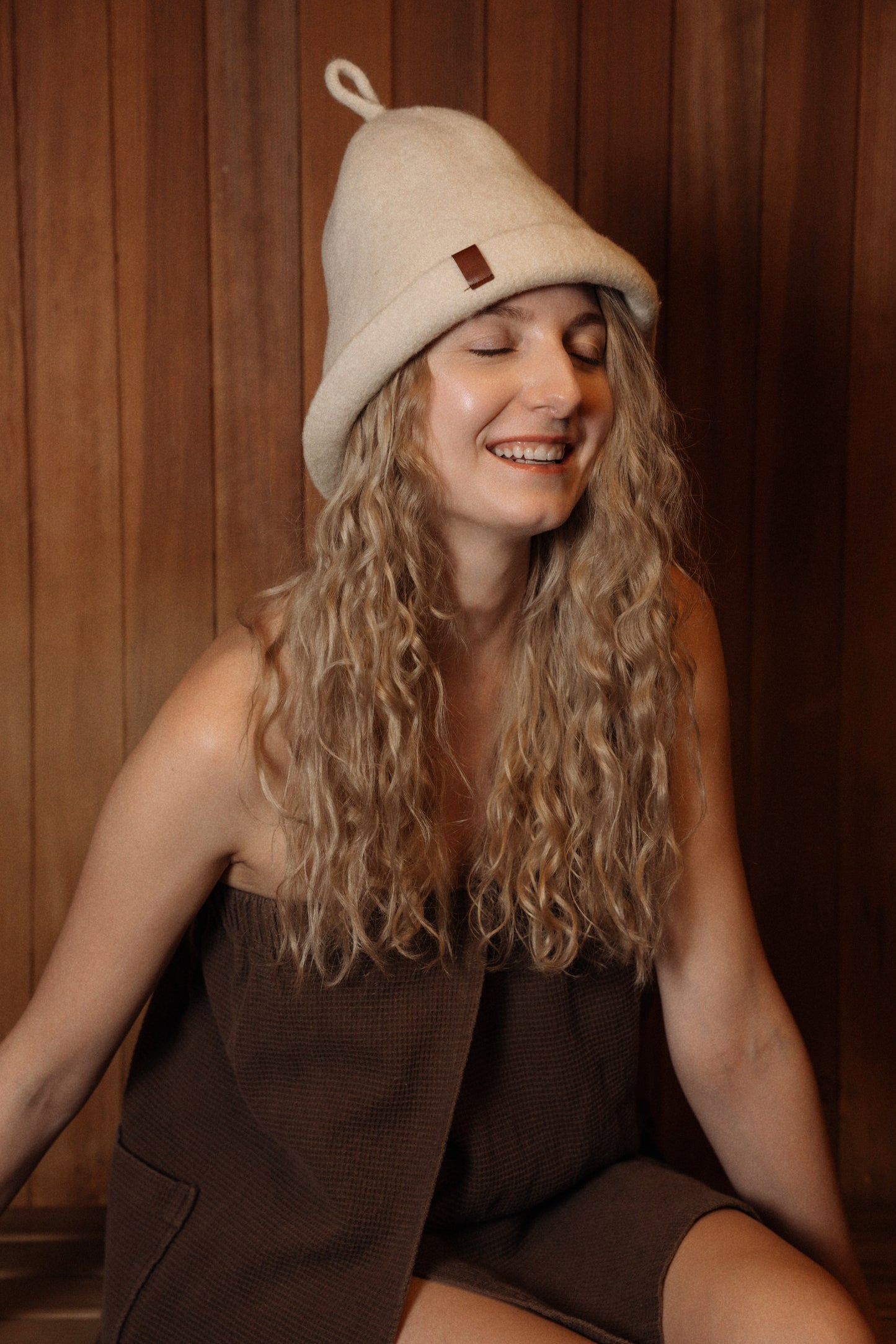 Stretchy Merino Wool Sauna Hat - Cloud Foam